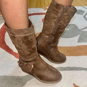 Rampage Tan Kids Boots with Bow Accent